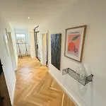 펜션 Stilvolles Haus Mit Naturgarten & Weitblick - Fuer Familien & Freunde