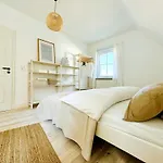 Stilvolles Haus Mit Naturgarten & Weitblick - Fuer Familien & Freunde * Oberschwarzach