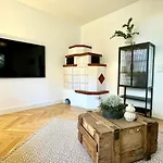 Stilvolles Haus Mit Naturgarten & Weitblick - Fuer Familien & Freunde