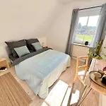 Stilvolles Haus Mit Naturgarten & Weitblick - Fuer Familien & Freunde 펜션 *