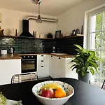 펜션 Stilvolles Haus Mit Naturgarten & Weitblick - Fuer Familien & Freunde