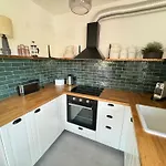 Stilvolles Haus Mit Naturgarten & Weitblick - Fuer Familien & Freunde 펜션 Oberschwarzach
