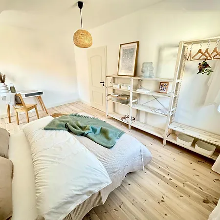 Holiday home Stilvolles Haus Mit Naturgarten & Weitblick - Fuer Familien & Freunde *
